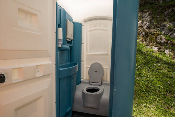 Best Portable bathroom rental  in South Euclid, OH